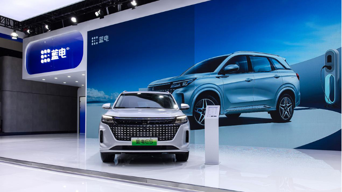 9.98万的蓝电E5；中国油电同价SUV标准答案
