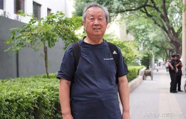 20年前他带头拆掉长安街的广告牌匾｜深度人物