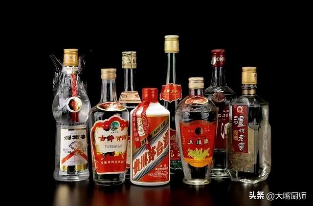 按品牌买酒不可信，只要盯着瓶上有“二标”，那就是酒精勾兑