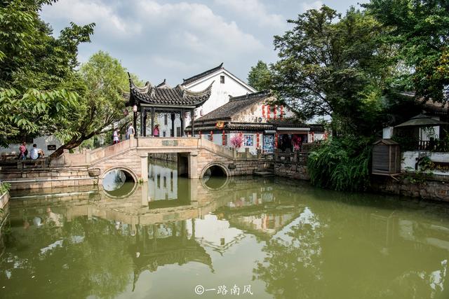 苏州不太知名的古镇，地铁直达，不看园林不用钱，游客却不多