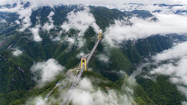 沿着高速看中国｜G50沪渝高速：贯穿长江经济带的小康线