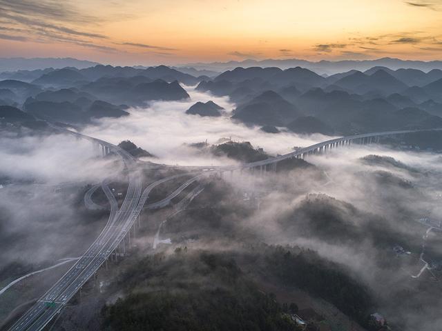 沿着高速看中国｜G50沪渝高速：贯穿长江经济带的小康线