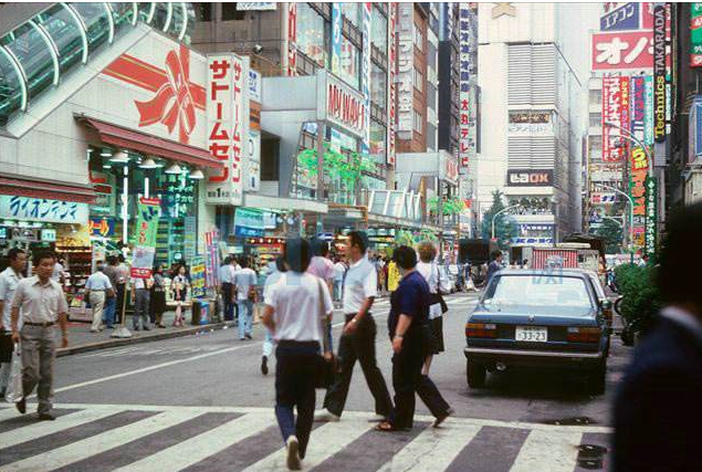 日本房地产泡沫破裂，楼市一夜崩盘？30前年没买房的人怎么样了